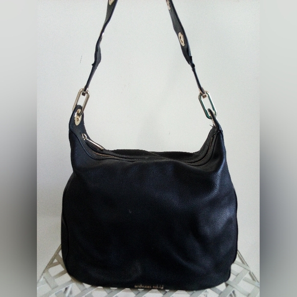 Michael Kors Handbag - Picture 1 of 6